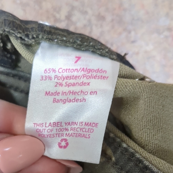 No Boundaries Women's Green Camo Ankle Jeans - Picture 5 of 6